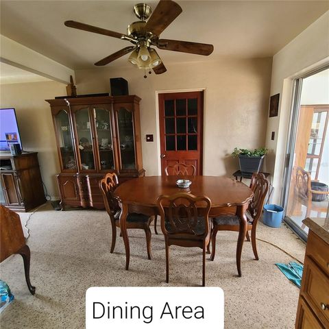 6885 29TH TER N TERRACE, St Petersburg, FL 33710