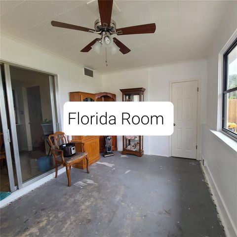 6885 29TH TER N TERRACE, St Petersburg, FL 33710