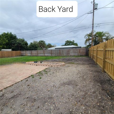 6885 29TH TER N TERRACE, St Petersburg, FL 33710