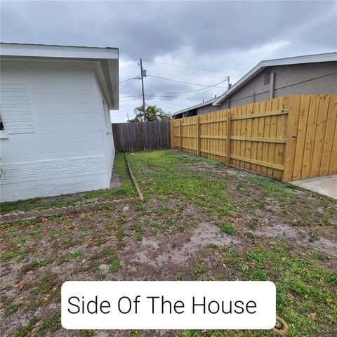 6885 29TH TER N TERRACE, St Petersburg, FL 33710