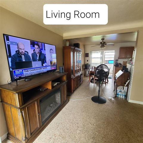 6885 29TH TER N TERRACE, St Petersburg, FL 33710