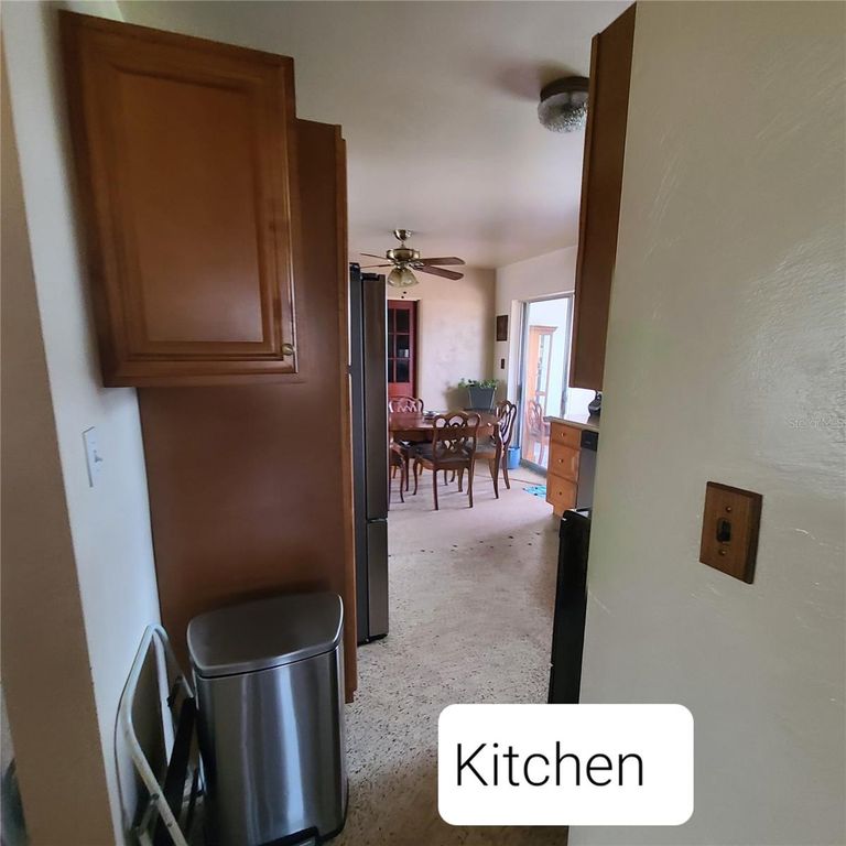 Image 15 of property listing at 6885 29TH TER N TERRACE, St Petersburg, FL 33710