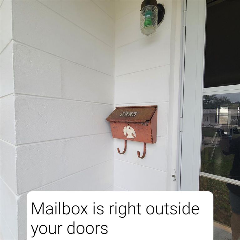 Image 3 of property listing at 6885 29TH TER N TERRACE, St Petersburg, FL 33710