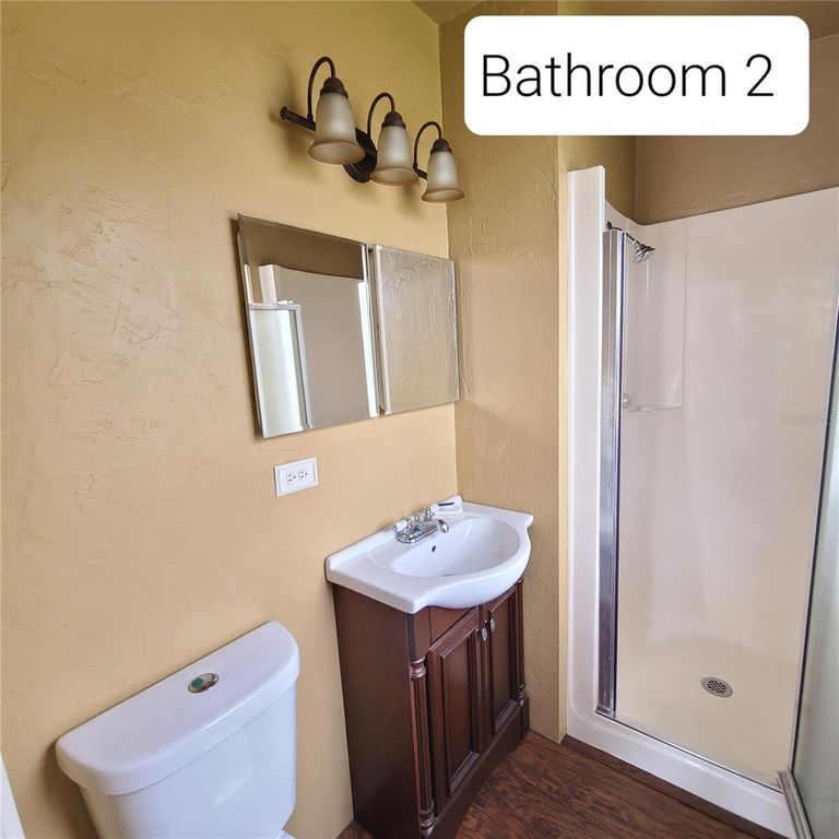 Image 33 of property listing at 6885 29TH TER N TERRACE, St Petersburg, FL 33710