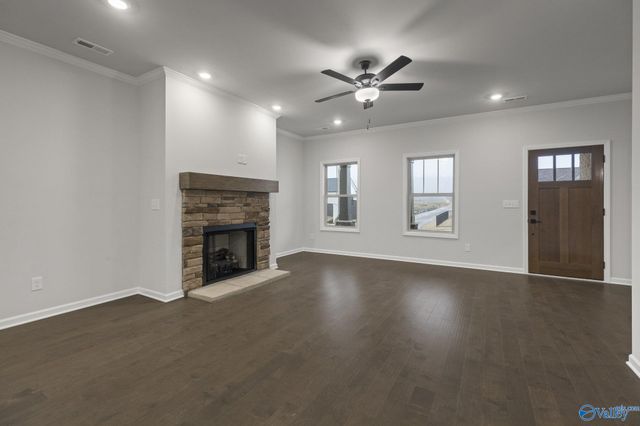 1524 Calistoga Circle NE, Huntsville, AL 35811