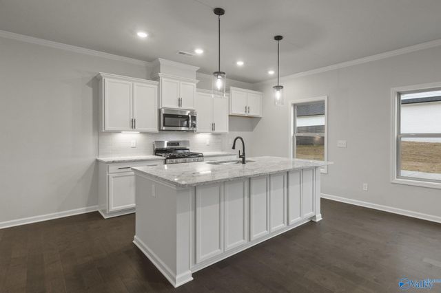 1524 Calistoga Circle NE, Huntsville, AL 35811