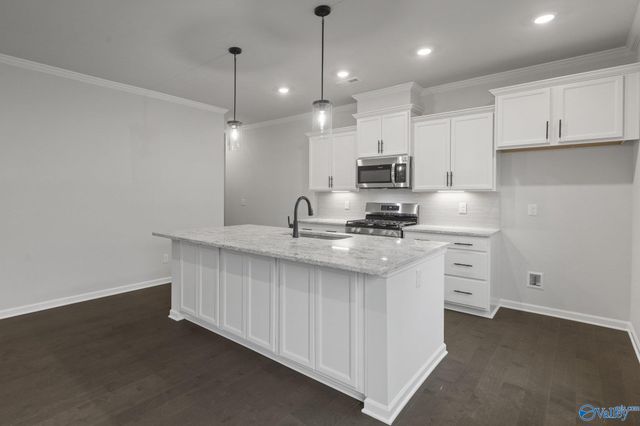 1524 Calistoga Circle NE, Huntsville, AL 35811