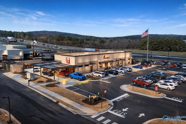 1524 Calistoga Circle NE, Huntsville, AL 35811