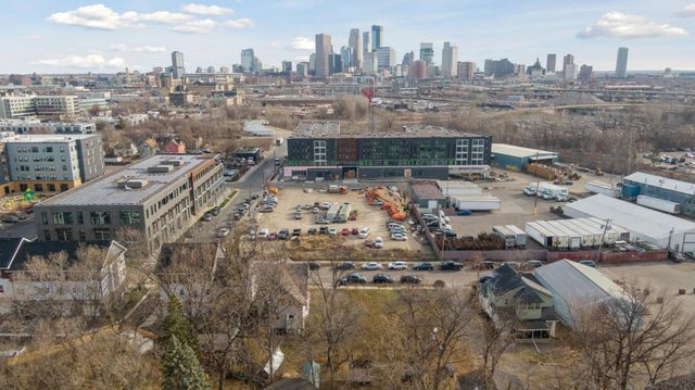 195 James Avenue N, Minneapolis, MN 55405