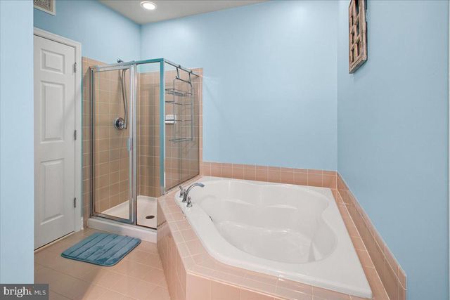 14519 BARKHAM DR, Woodbridge, VA 22191