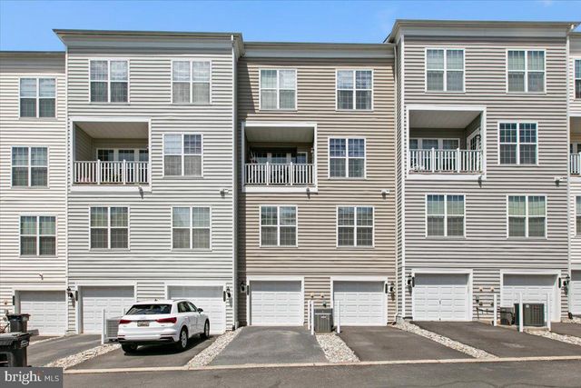 14519 BARKHAM DR, Woodbridge, VA 22191