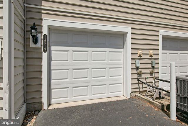 14519 BARKHAM DR, Woodbridge, VA 22191