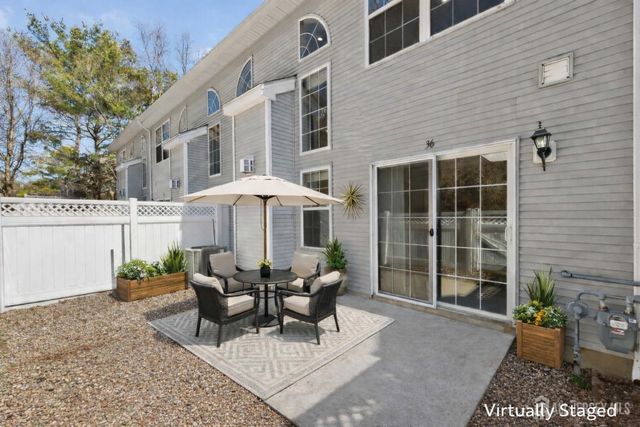 36 Windsong Circle, East Brunswick, NJ 08816