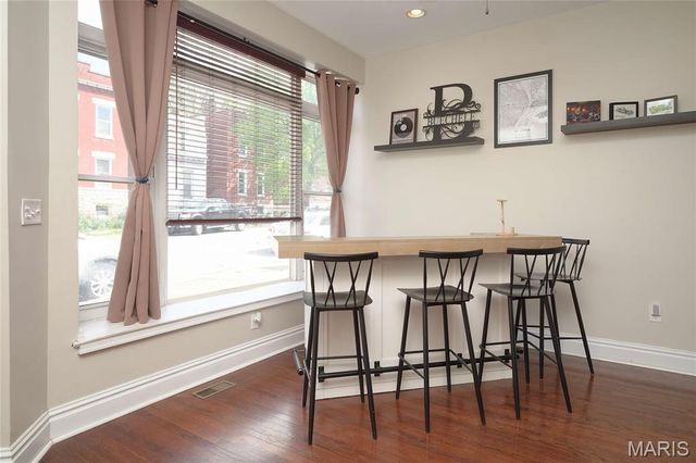 2801 Missouri Avenue, St Louis, MO 63118