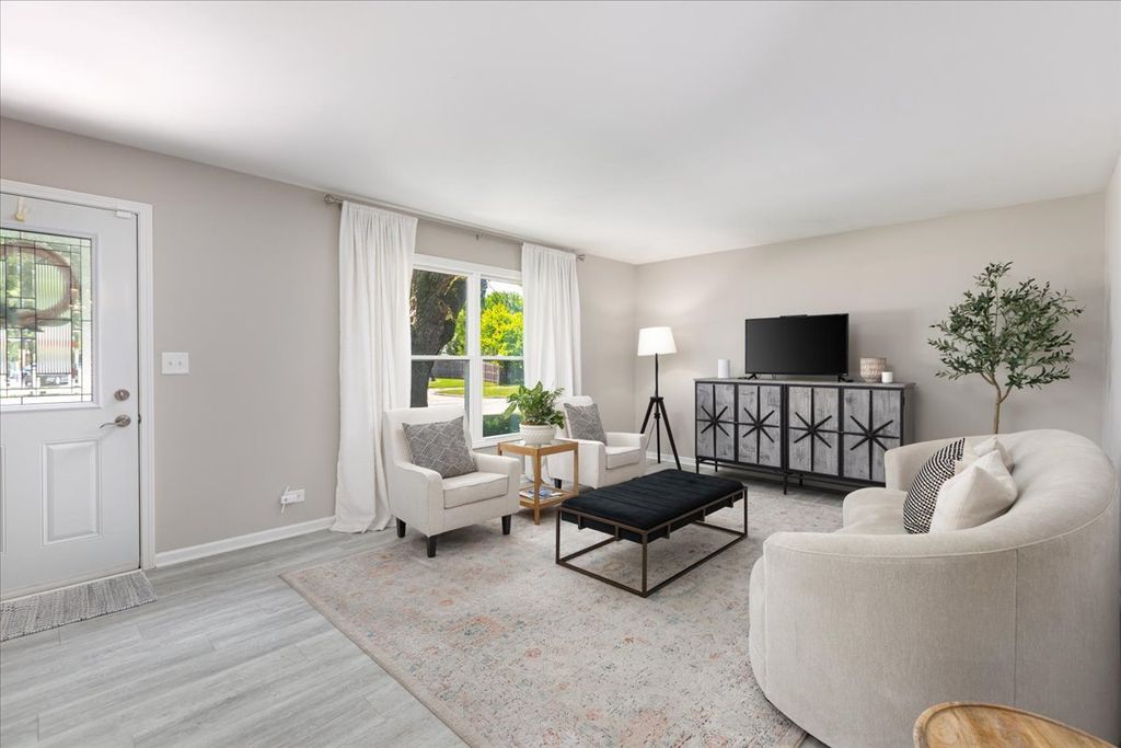 5 Redstart Road, Naperville, IL 60565 — photo 5