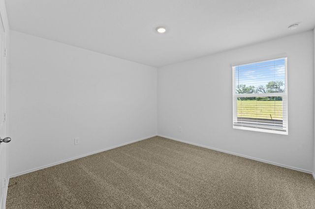 663 Ebbsfleet DR, Uhland, TX 78640