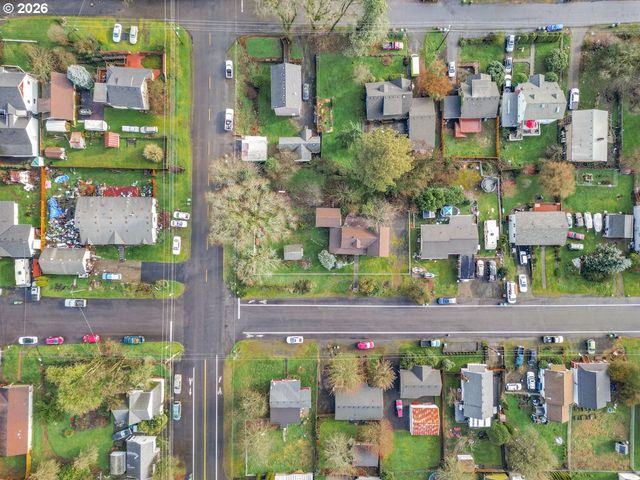 290 N 5TH St, St Helens, OR 97051