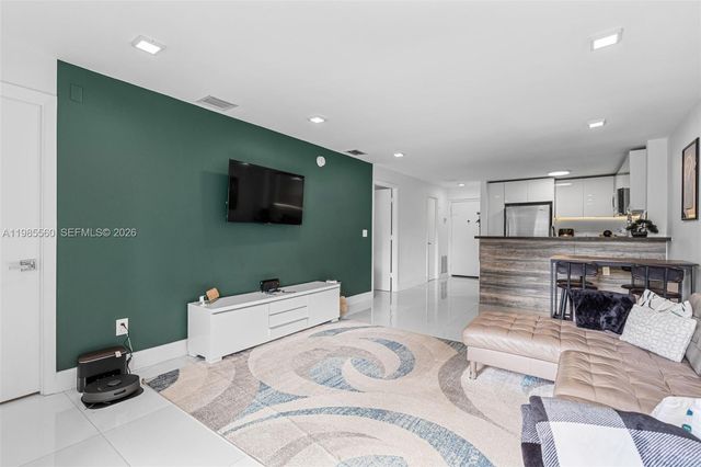 6545 Indian Creek Dr 306, Miami Beach, FL 33141