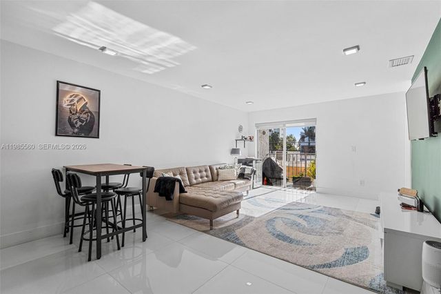 6545 Indian Creek Dr 306, Miami Beach, FL 33141