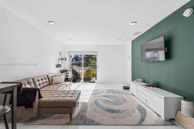 6545 Indian Creek Dr 306, Miami Beach, FL 33141