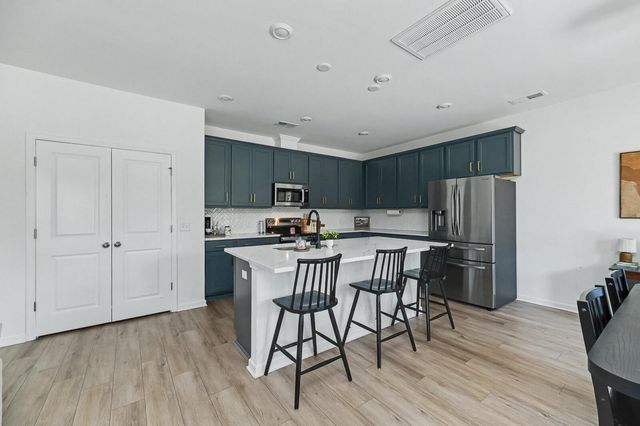 202 Palfrey Drive, Ridgeville, SC 29472