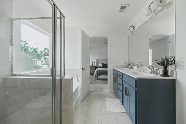 202 Palfrey Drive, Ridgeville, SC 29472