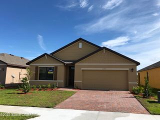 2173 Farmhouse Road SE, Palm Bay, FL 32909