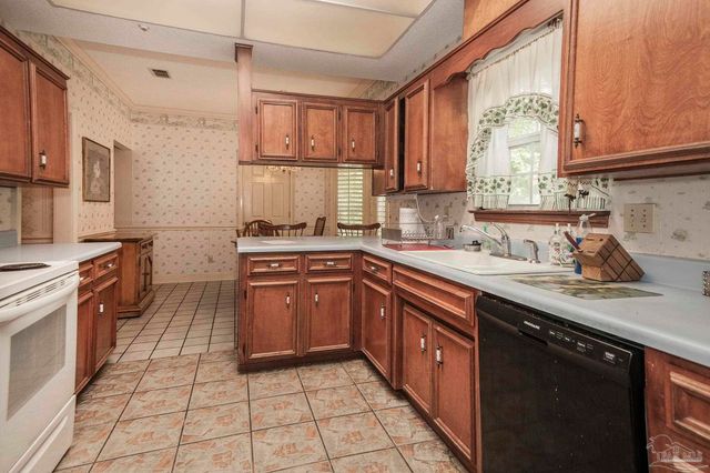 5008 Muldoon Cir, Pensacola, FL 32526
