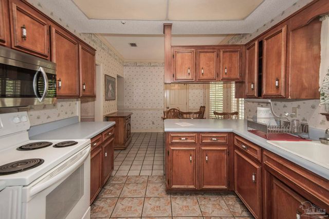 5008 Muldoon Cir, Pensacola, FL 32526