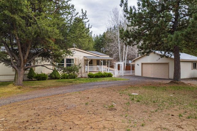 147135 Bills Road, Gilchrist, OR 97737
