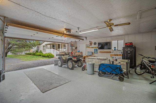 147135 Bills Road, Gilchrist, OR 97737