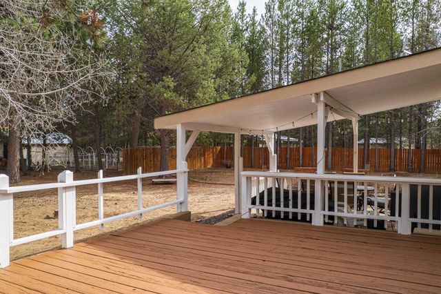 147135 Bills Road, Gilchrist, OR 97737