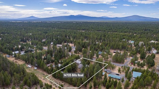 147135 Bills Road, Gilchrist, OR 97737