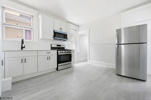 29 Cedar Ave, Newark City, NJ 07106