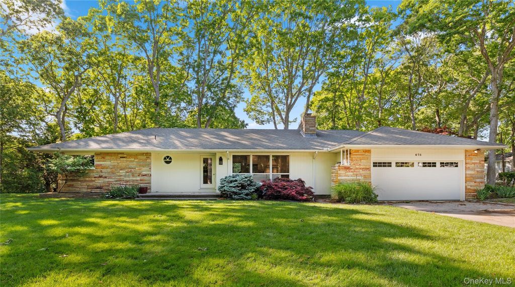675 Dicks Point Road, Cutchogue, NY 11935