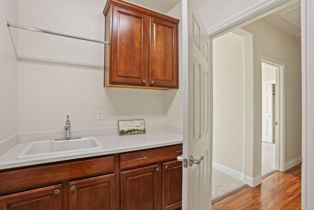 2349 Belle Glade Ln, Manteca, CA 95336