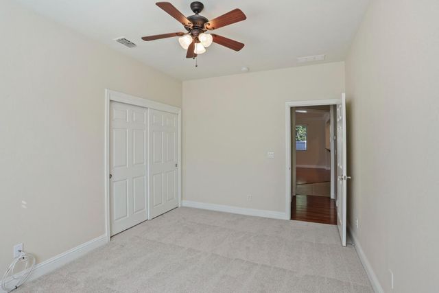 2349 Belle Glade Ln, Manteca, CA 95336