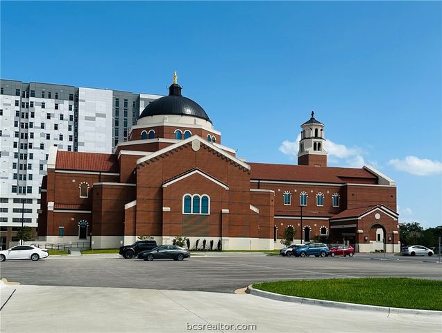 400 Nagle Street 304, College Station, TX 77840