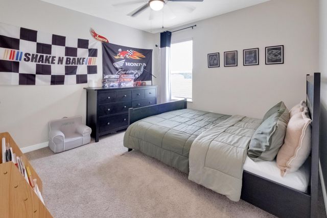 415 St James Gate, Newark, OH 43055