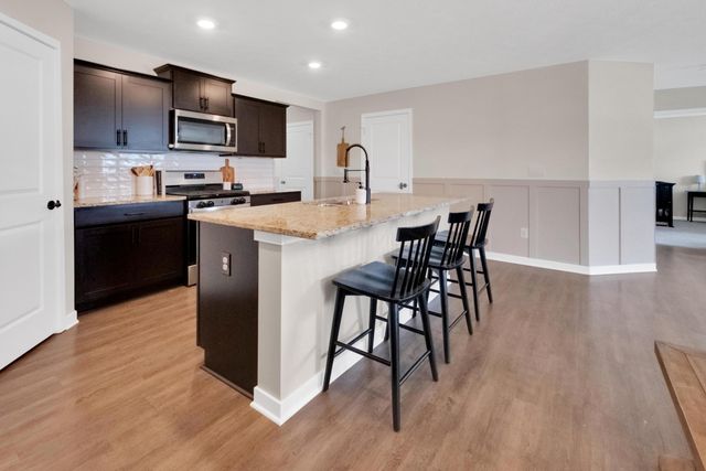 415 St James Gate, Newark, OH 43055