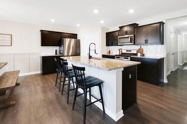 415 St James Gate, Newark, OH 43055