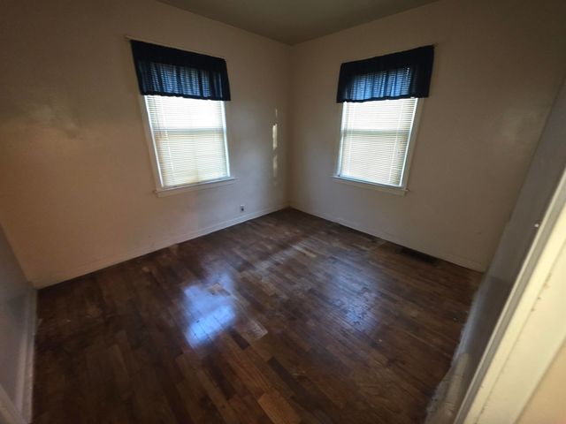 2430 Whittier Street, Saginaw, MI 48601