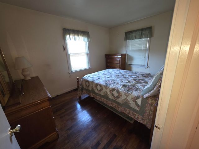 2430 Whittier Street, Saginaw, MI 48601