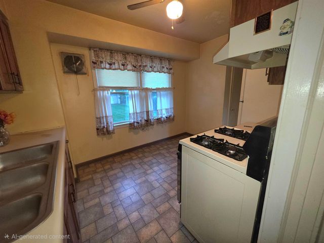 2430 Whittier Street, Saginaw, MI 48601
