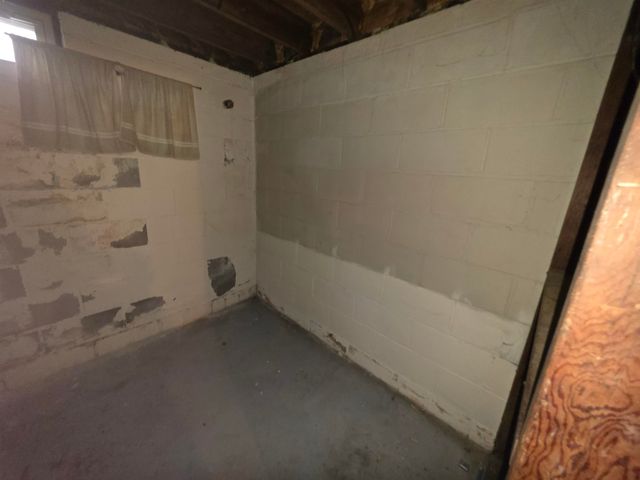 2430 Whittier Street, Saginaw, MI 48601