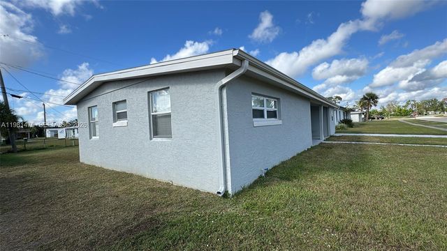 570 Dalton Blvd, Port Charlotte, FL 33952
