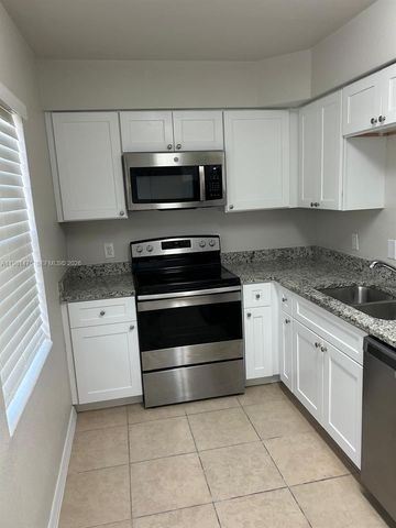 570 Dalton Blvd, Port Charlotte, FL 33952