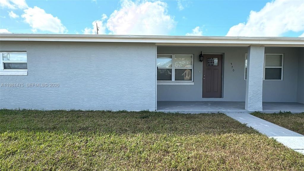 570 Dalton Blvd, Port Charlotte, FL 33952