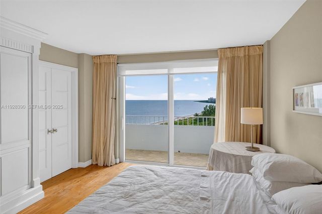 177 Ocean Lane Dr 1101, Key Biscayne, FL 33149