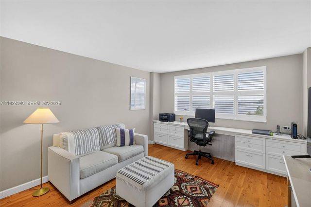 177 Ocean Lane Dr 1101, Key Biscayne, FL 33149